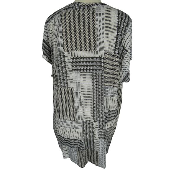 Dana Buchman XL Blouse V-Neck Rayon Geometric Design Casual Artsy Festival - Picture 4 of 8